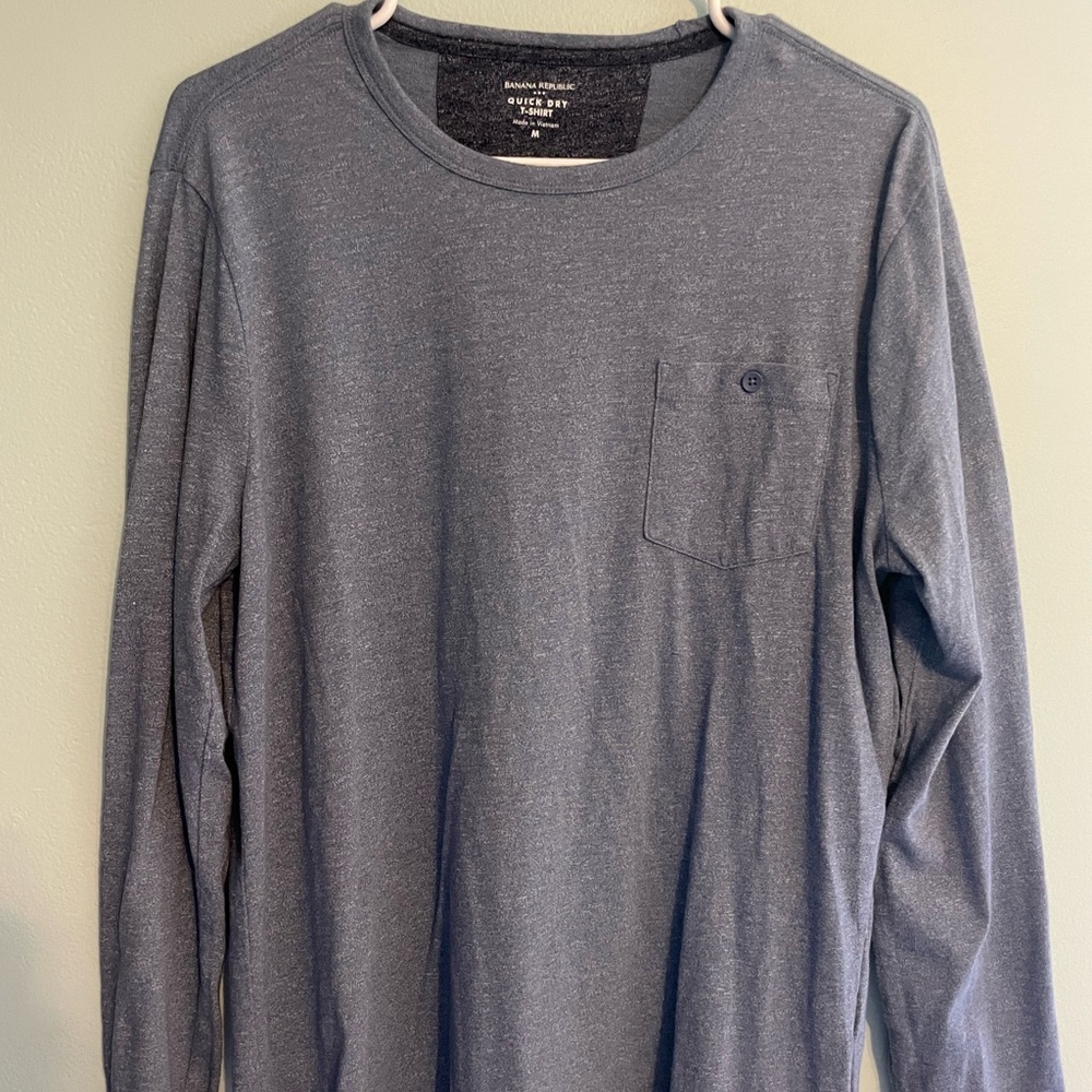 Banana Republic Quick Dry Long Sleeve T-Shirt